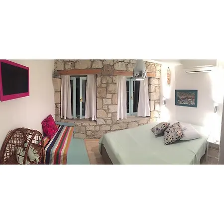 Sayeban Alaçatı